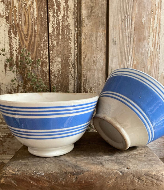 French Cafe au Lait Breakfast Bowls & Jug set