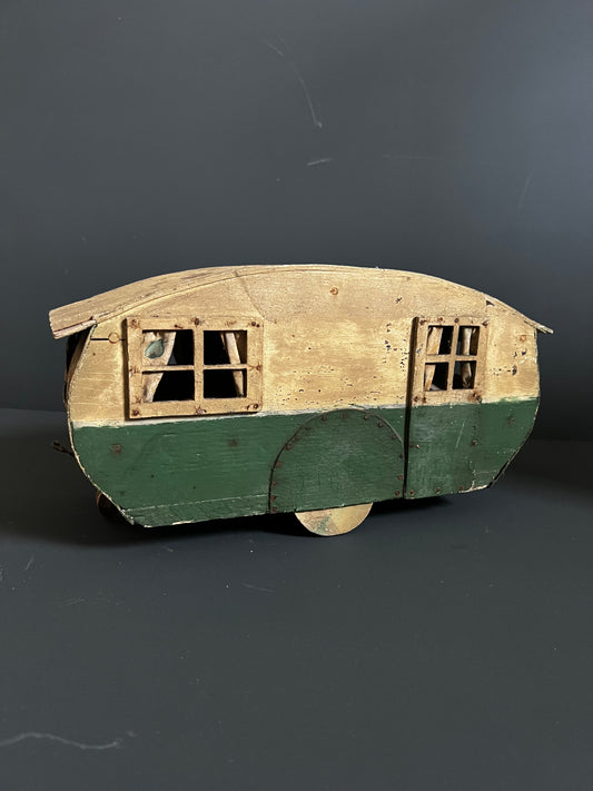 Fabulous Scratch Built 1930’s Caravan