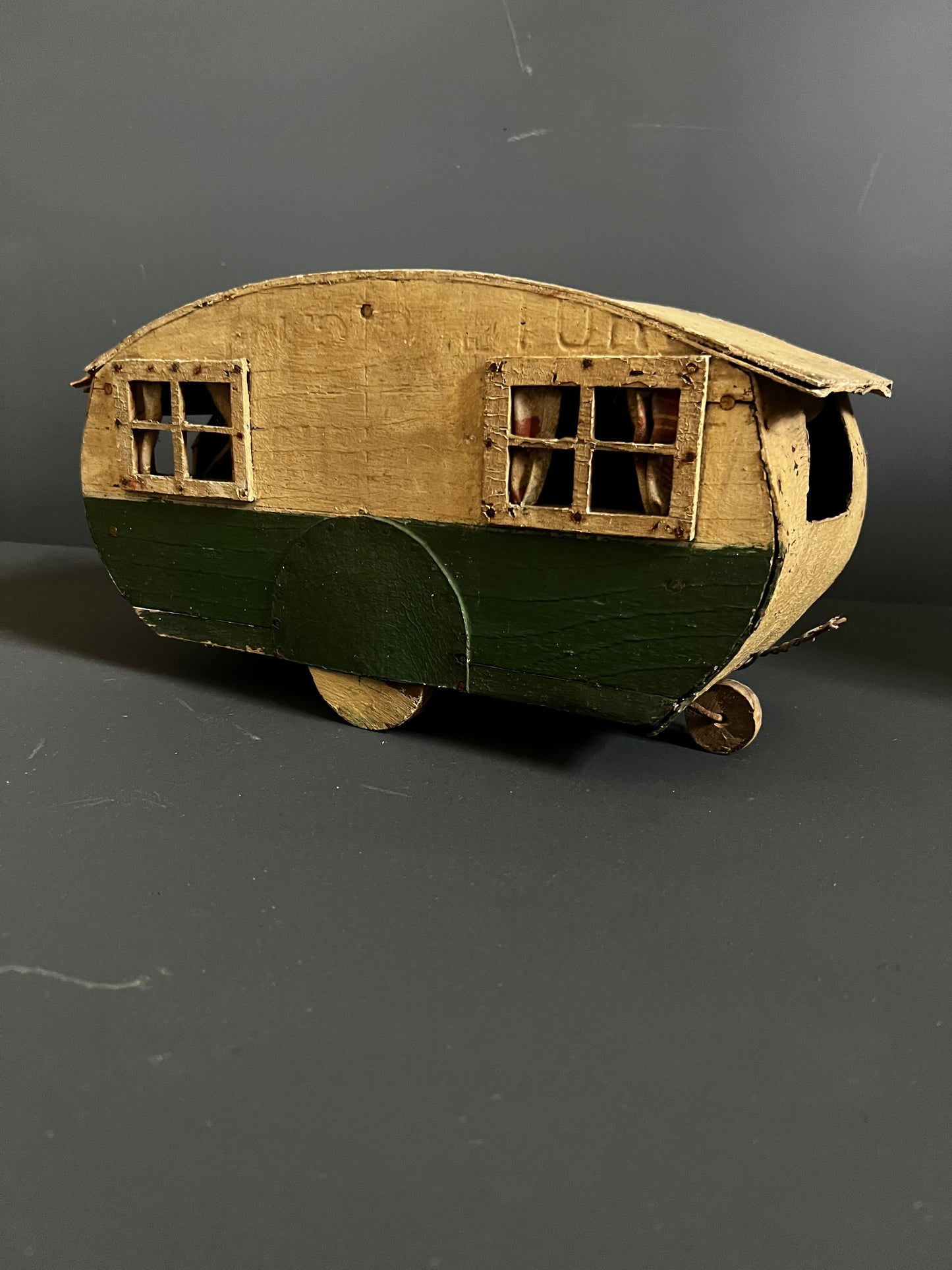 Fabulous Scratch Built 1930’s Caravan
